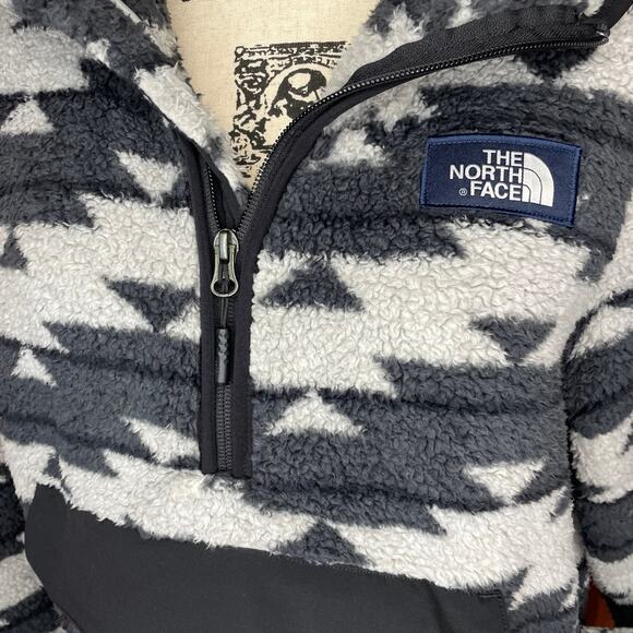 North Face fleece - Picture 4 of 5